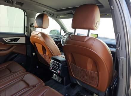 Audi - Q7