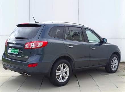 Hyundai - Santa FE