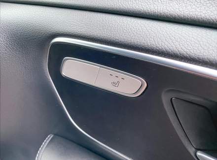 Mercedes-Benz - V-class