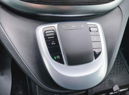 Mercedes-Benz - V-class