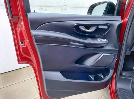 Mercedes-Benz - V-class