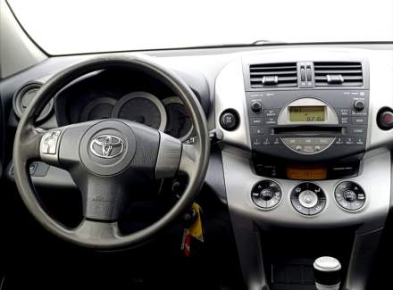 Toyota - RAV 4