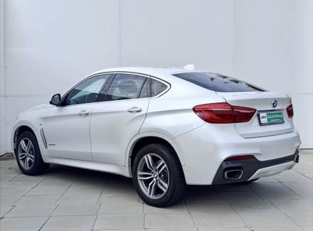 BMW - X6