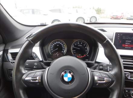 BMW - X1