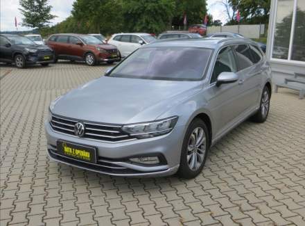 Volkswagen - Passat
