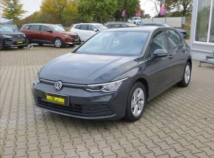 Volkswagen - Golf