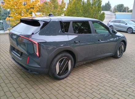 Kia - EV4