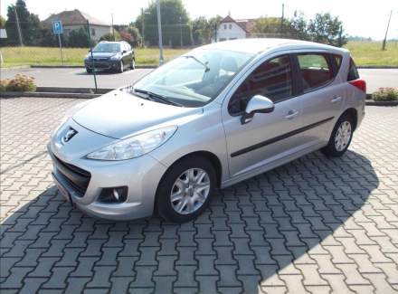 Peugeot - 207