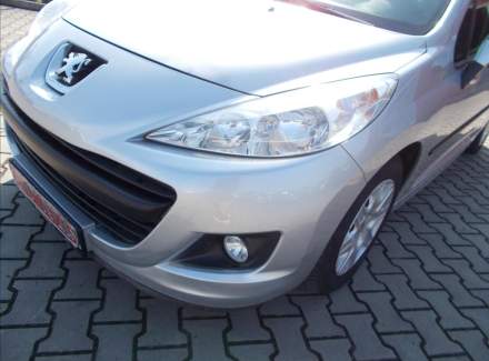 Peugeot - 207