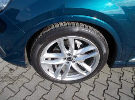 Audi - Q7