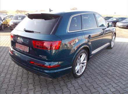Audi - Q7