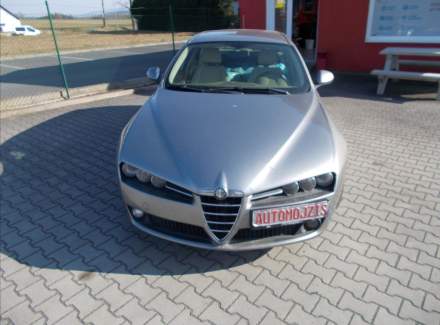 Alfa Romeo - 159