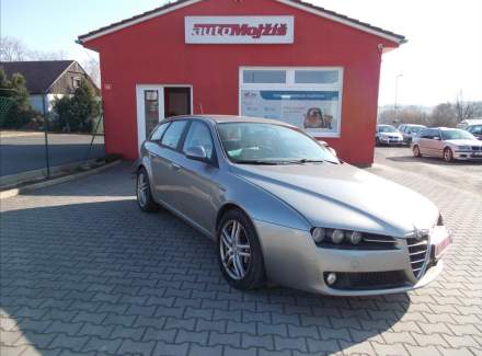 Alfa Romeo - 159