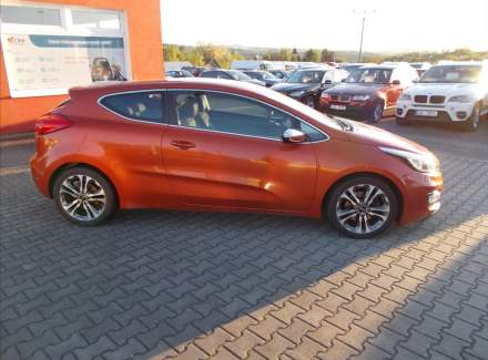 Kia - Cee'd