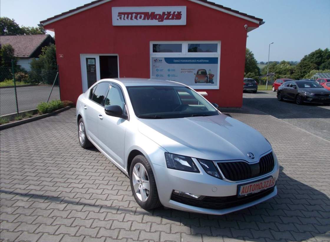 Škoda - Octavia