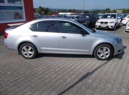 Škoda - Octavia