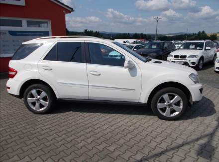 Mercedes-Benz - M-class