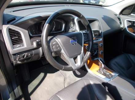 Volvo - XC60