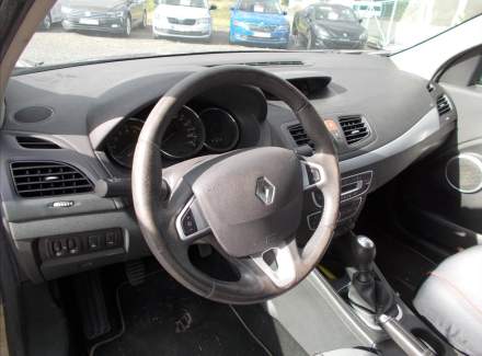 Renault - Fluence