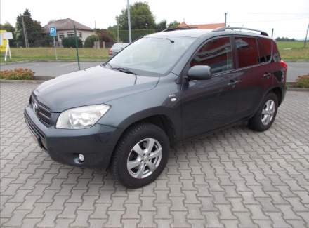 Toyota - RAV 4