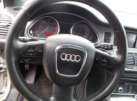 Audi - Q7
