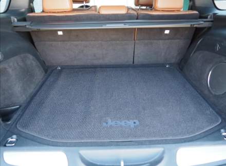 Jeep - Grand Cherokee