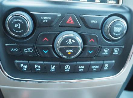 Jeep - Grand Cherokee