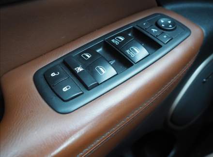 Jeep - Grand Cherokee