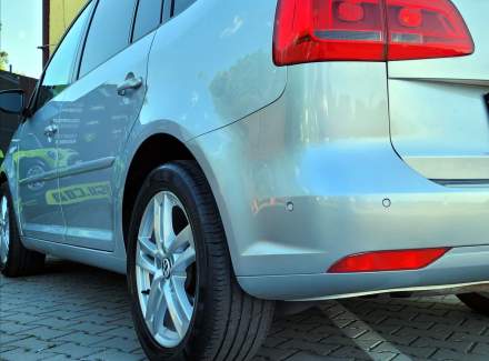 Volkswagen - Touran