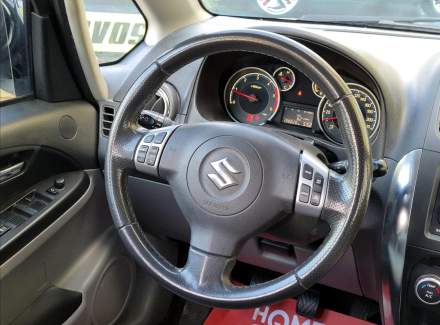 Suzuki - SX4