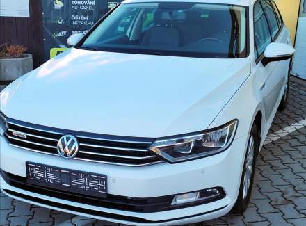 Volkswagen - Passat