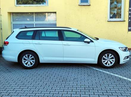 Volkswagen - Passat