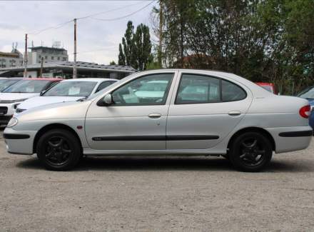 Renault - Megane