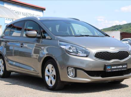 Kia - Carens