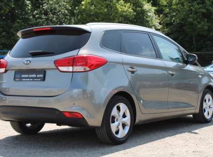 Kia - Carens