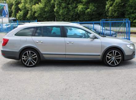 Škoda - Superb