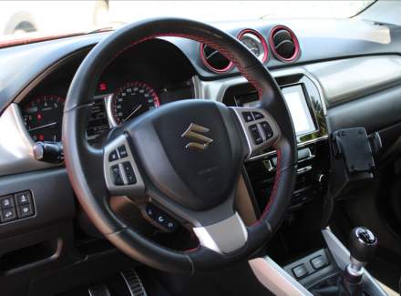 Suzuki - Vitara