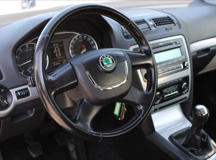 Škoda - Octavia