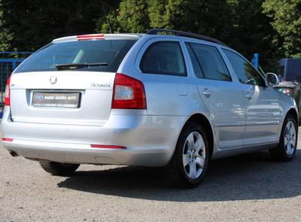 Škoda - Octavia
