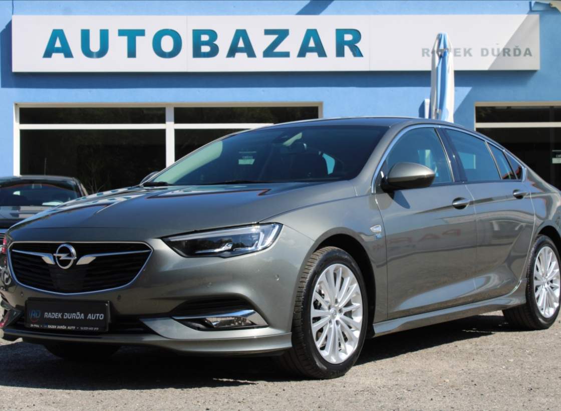 Opel - Insignia