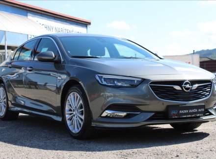 Opel - Insignia