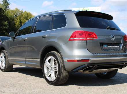 Volkswagen - Touareg