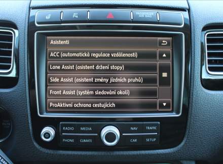 Volkswagen - Touareg