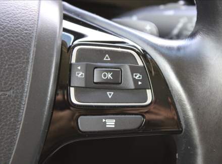 Volkswagen - Touareg