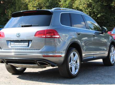 Volkswagen - Touareg