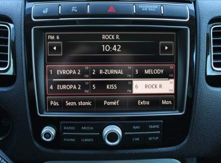 Volkswagen - Touareg