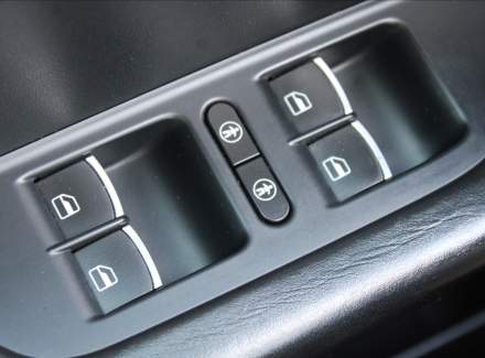 Volkswagen - Touareg