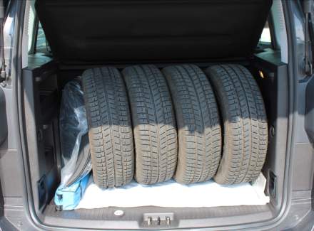 Ford - Tourneo Courier