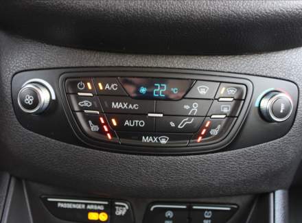 Ford - Tourneo Courier