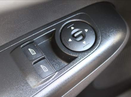 Ford - Tourneo Courier